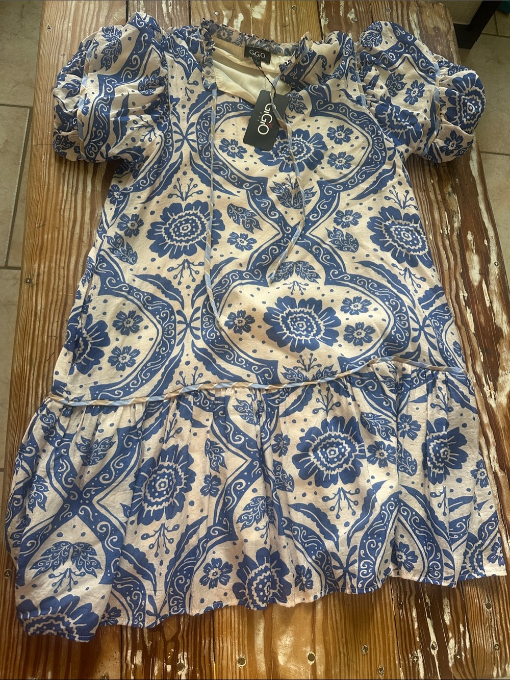 GIGI Blue & Cream Floral Puff-Sleeve drop waist Dress